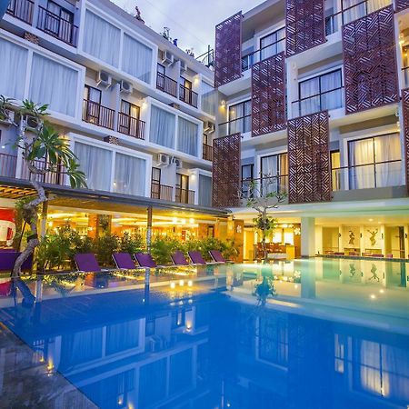 Отель Horison Ultima Seminyak Bali - Chse Certified Экстерьер фото