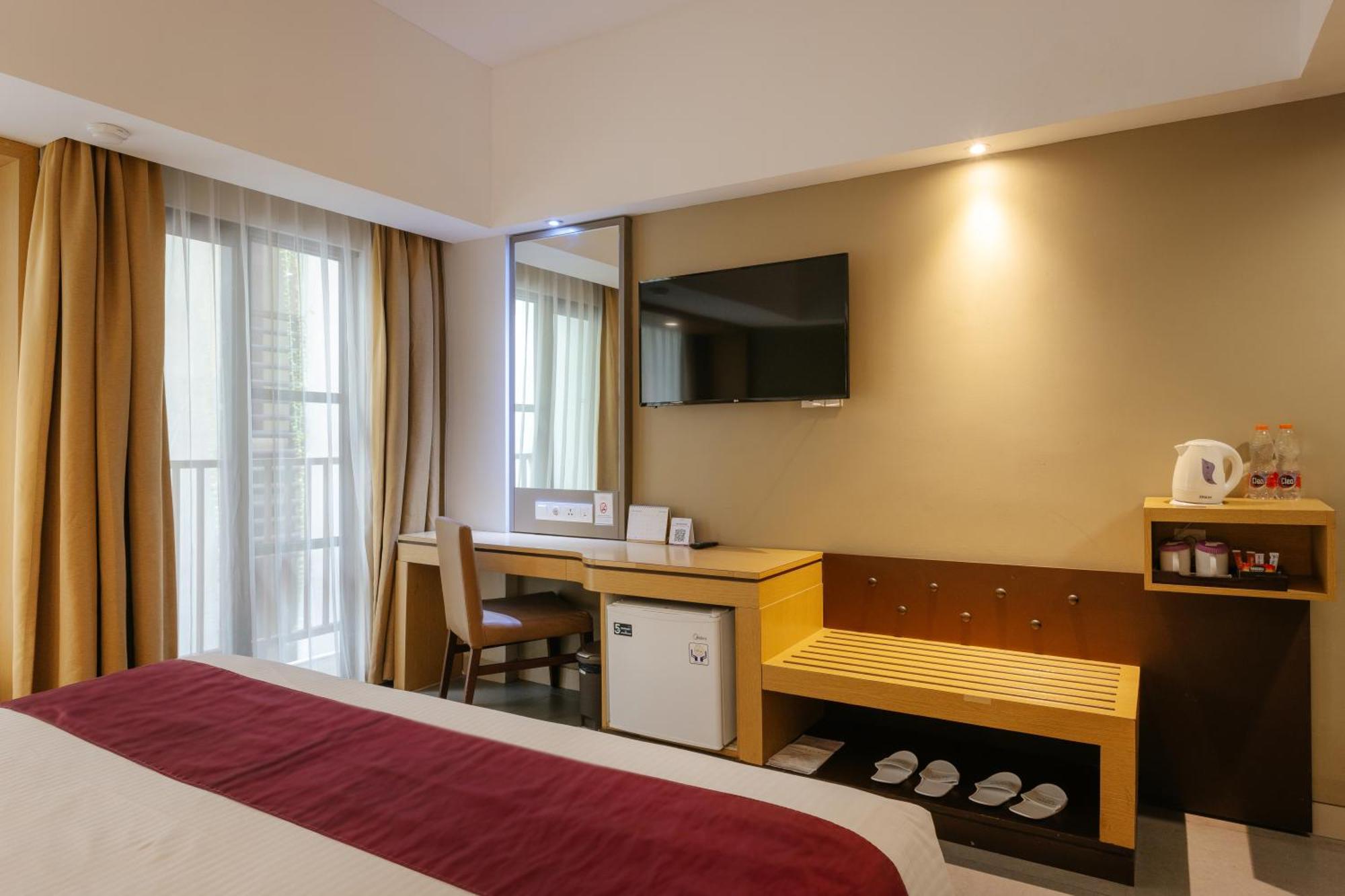 Отель Horison Ultima Seminyak Bali - Chse Certified Экстерьер фото