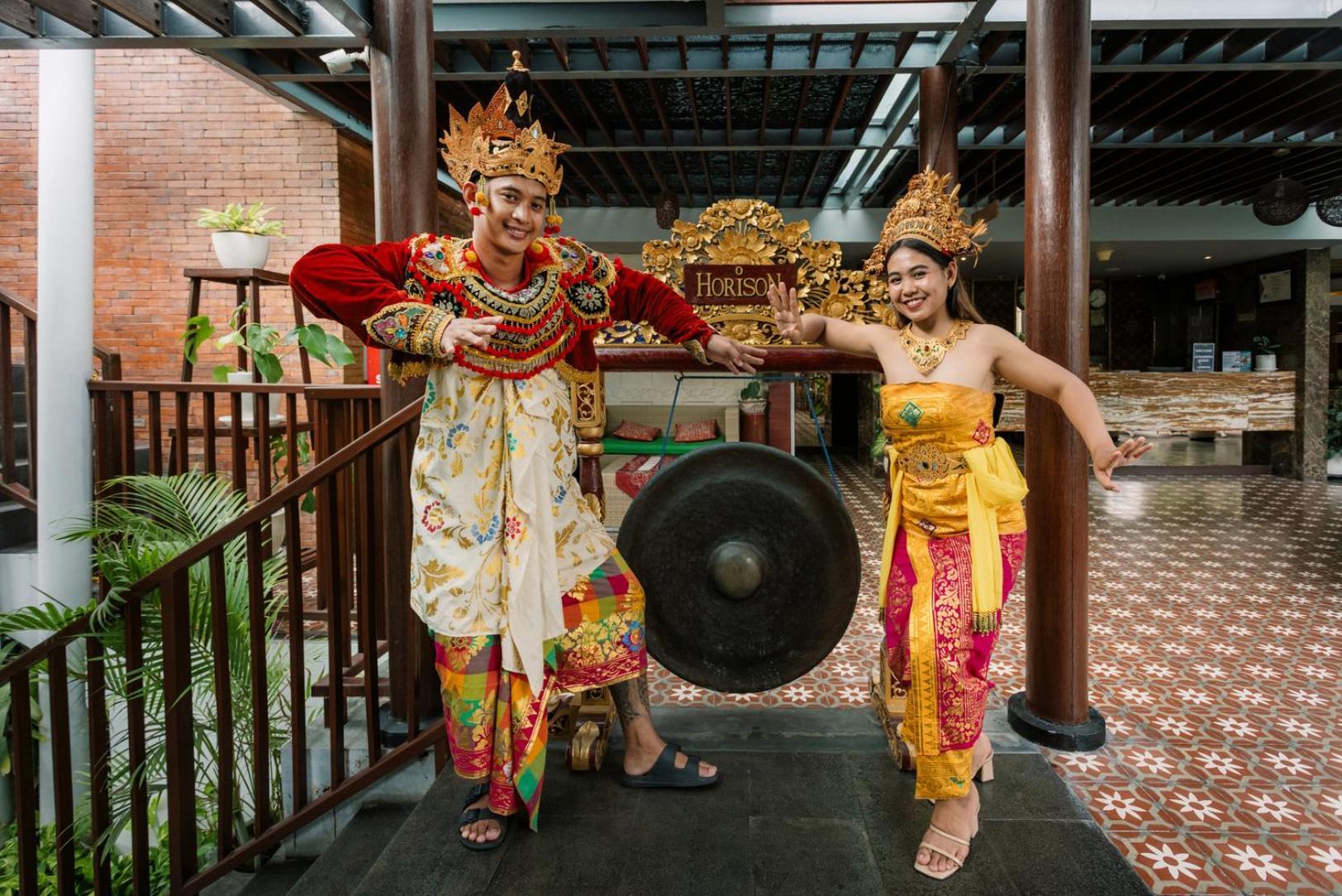 Отель Horison Ultima Seminyak Bali - Chse Certified Экстерьер фото